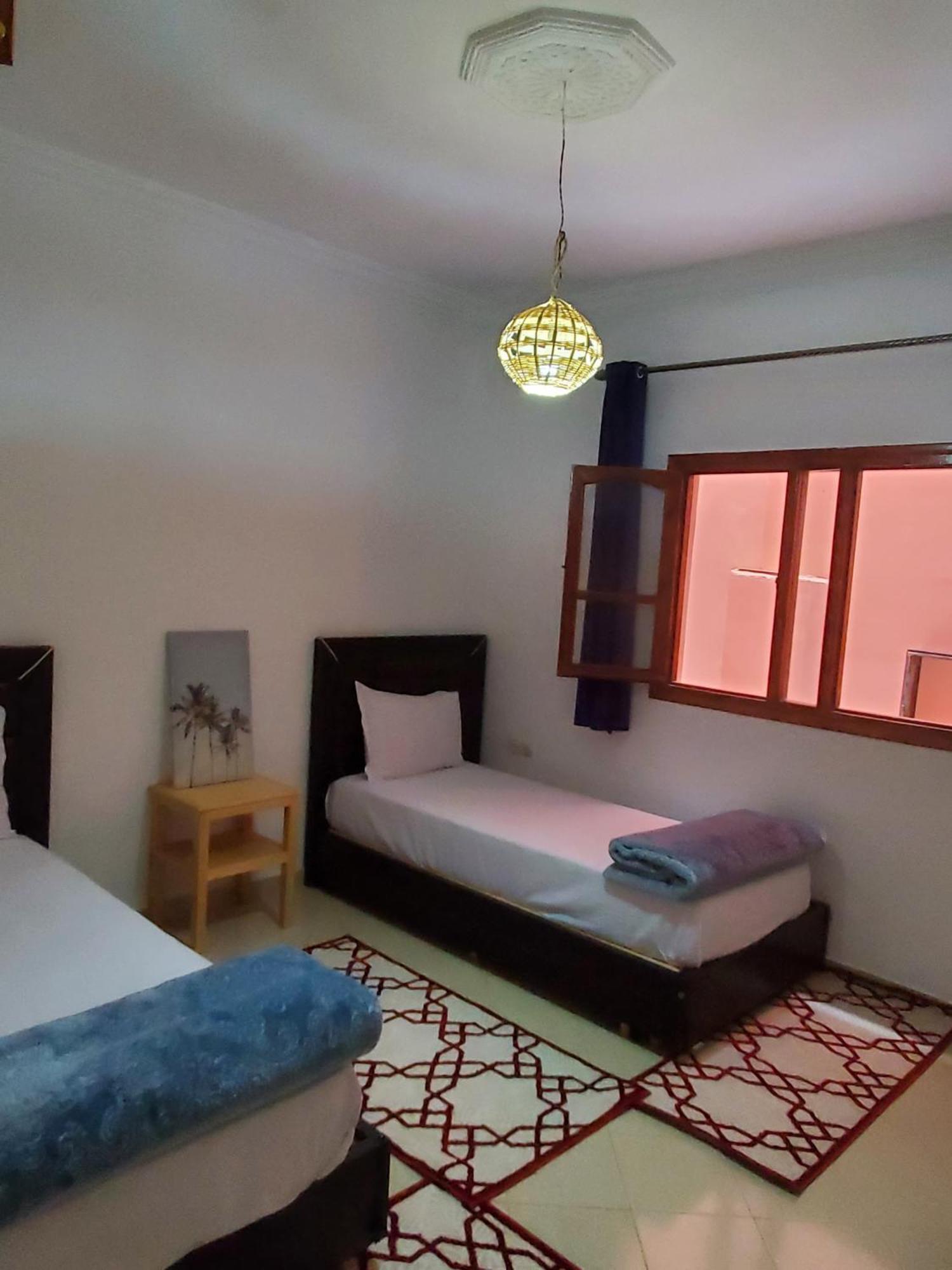 Warzazat Hostel Экстерьер фото